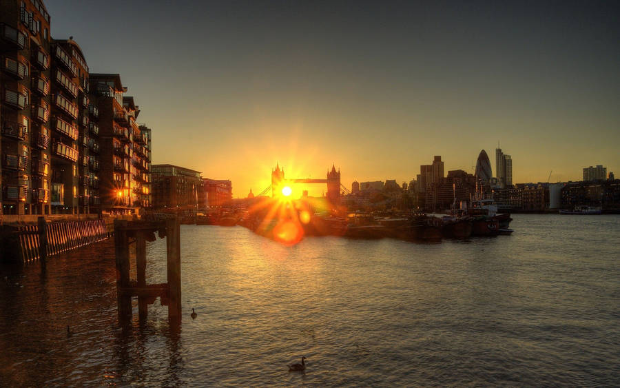 Preview Wallpaper London, England, Dawn, River, Dock, Bridge, Buildings Wallpaper