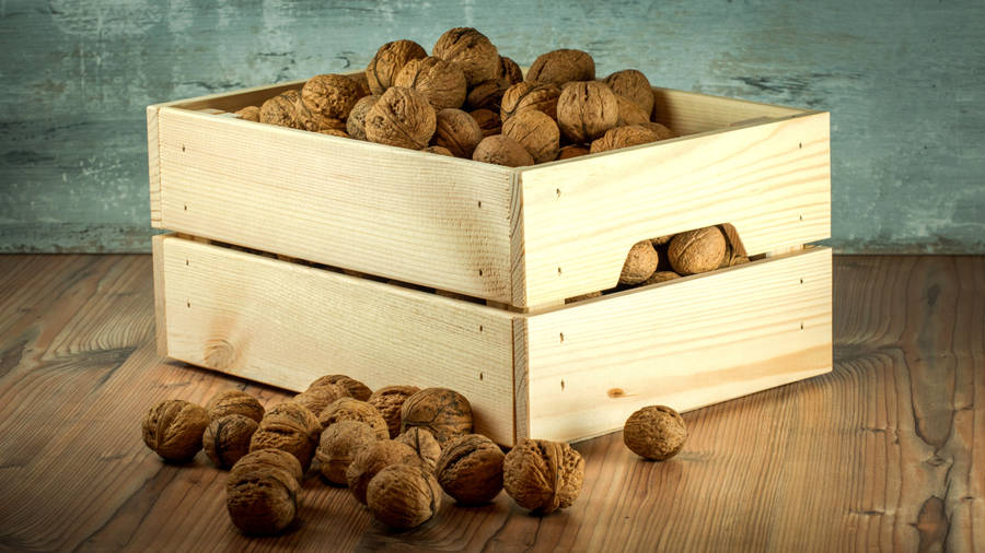 Preview Wallpaper Walnuts, Box, Shell Wallpaper