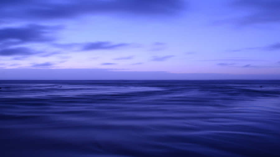 Purple Vast Ocean 4k Ipad Wallpaper
