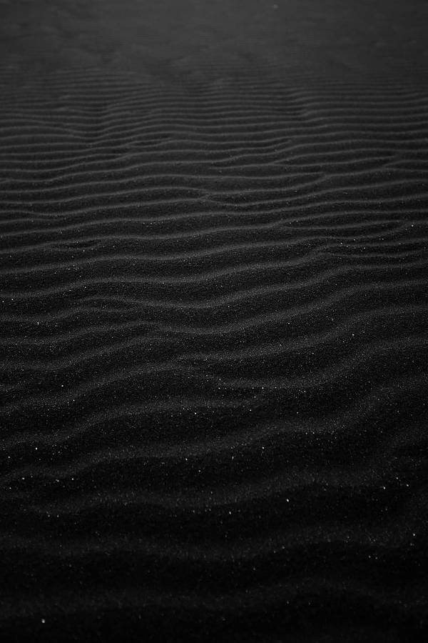 Relief Black Sand Wallpaper