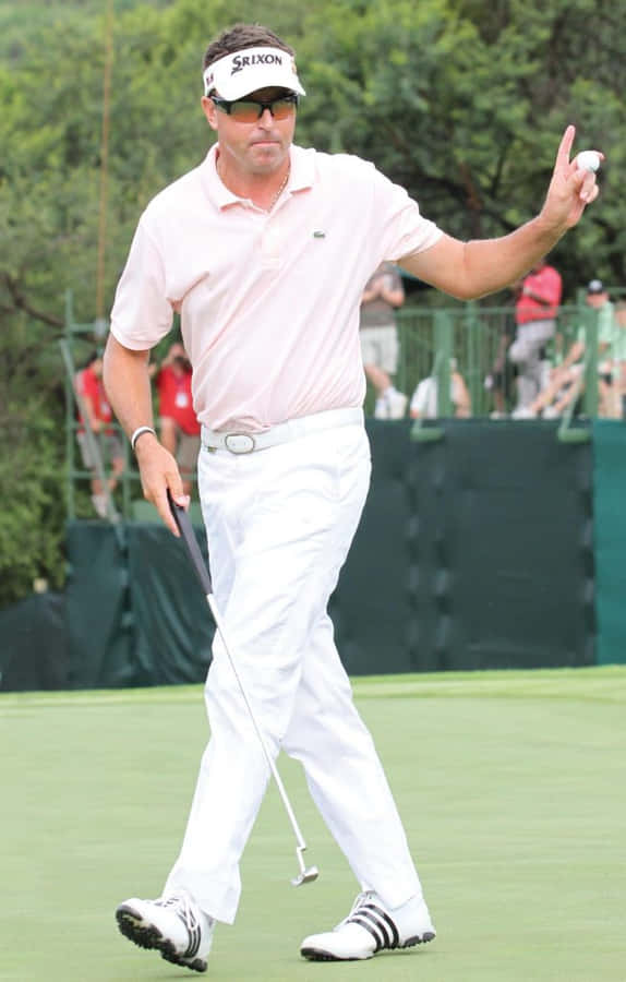 Robert Allenby Neat Outfit Wallpaper