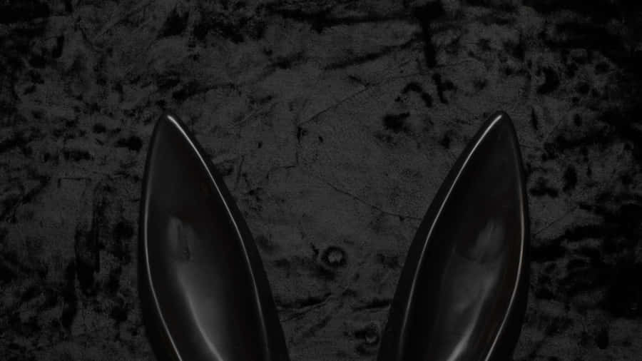 Serene Lake Surrounded By Autumn Forest Wallpaper