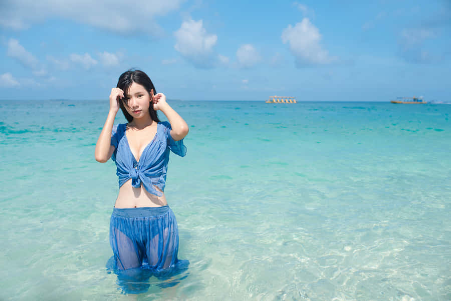 Sexy Beach Asian Girl Wallpaper