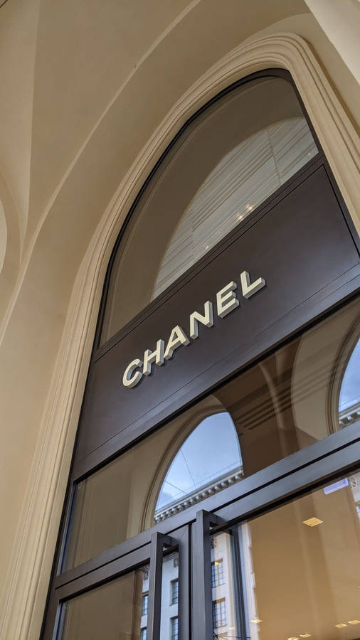 Shine Bright Like A Diamond In The World Of Chanel Aesthetic! Wallpaper