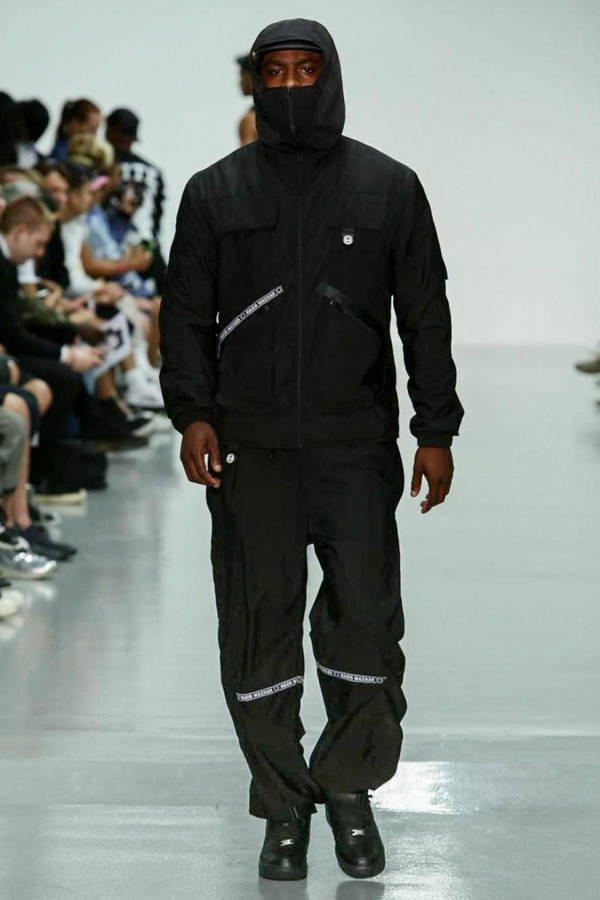 Skepta On Bizarre Casual Outfit Wallpaper