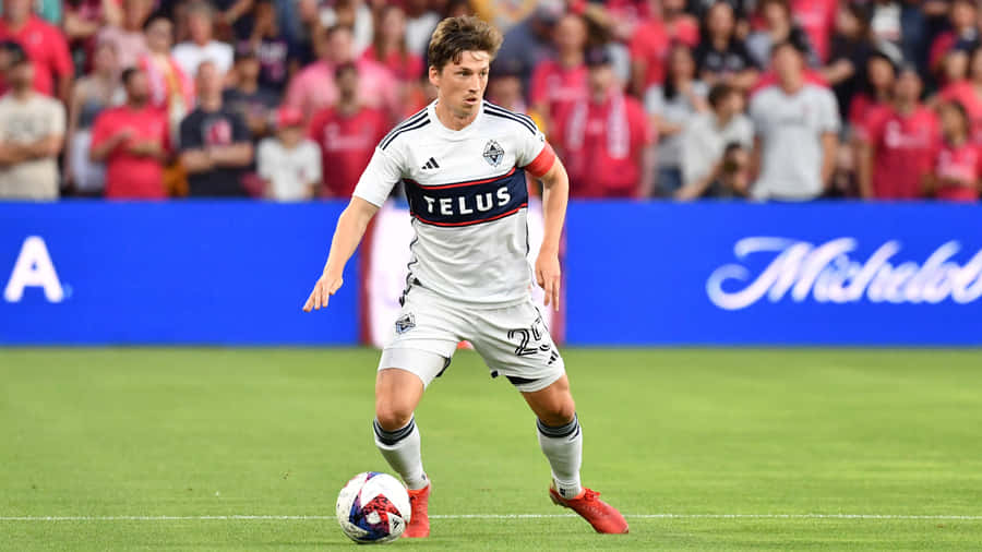 Soccer_ Player_ Ryan_ Gauld_ Action_ Shot Wallpaper