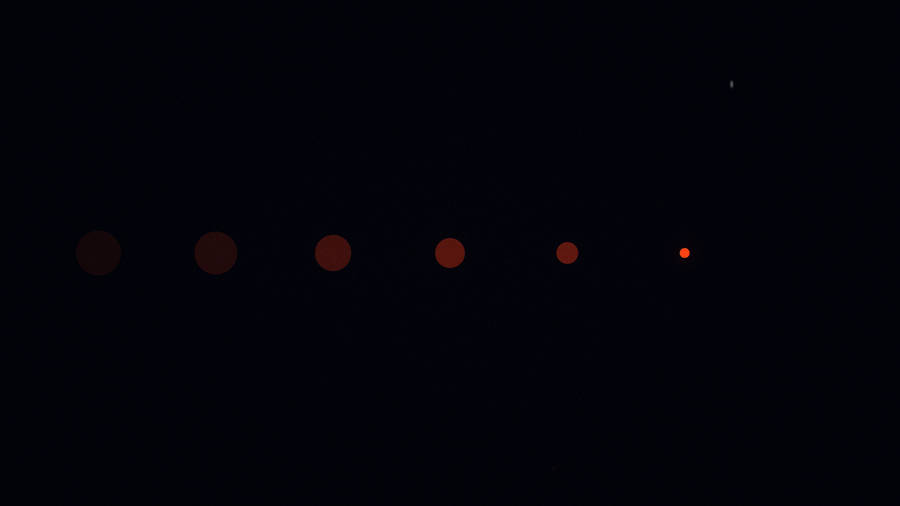 Soundcloud Streaming Dark Dots Wallpaper