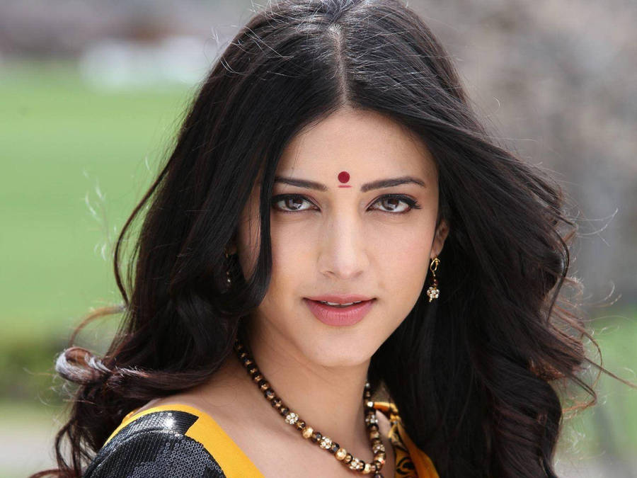 South Heroine Shruti Hassan Wallpaper