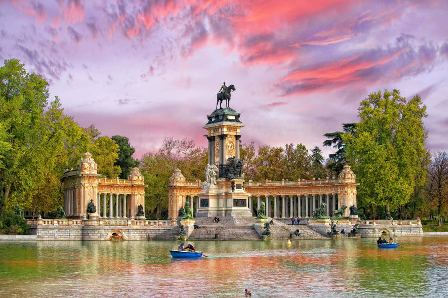 Spain Buen Retiro Park Wallpaper