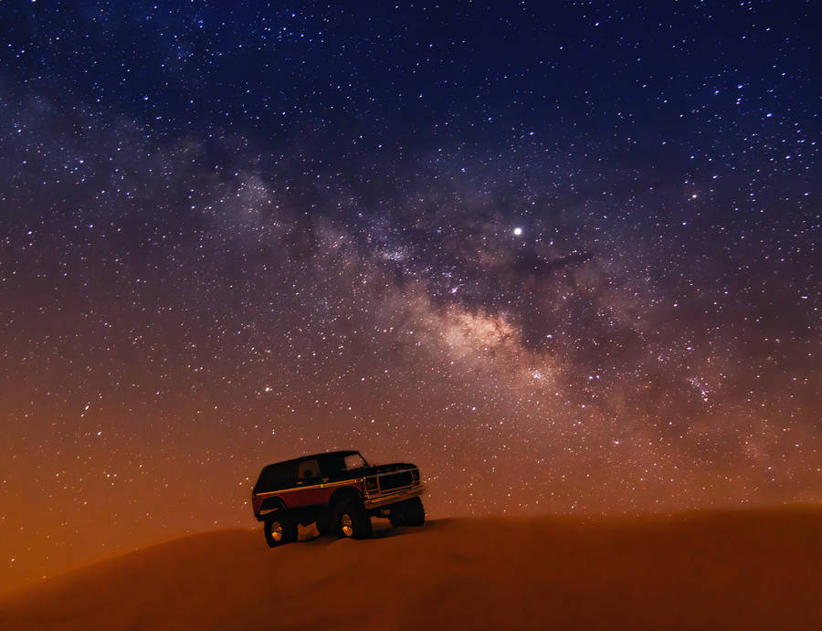 Starry Jeep Wallpaper