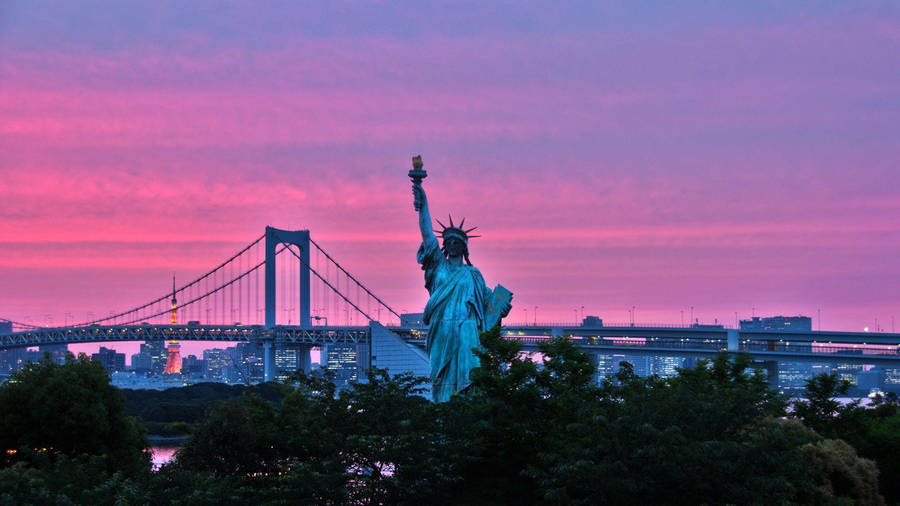 Statue Of Liberty Purple Sky Wallpaper
