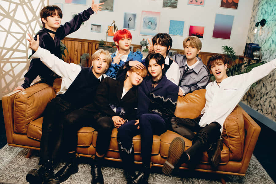 Stay Connected With Us In 2020, Stays! Wallpaper