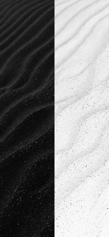 Striking Dual-tone Background - Half Black Half White Wallpaper