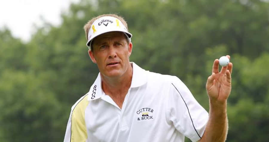 Stuart Appleby Holding A Golf Ball Wallpaper