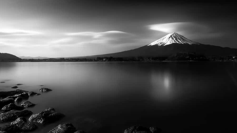 Stunning White And Black Landscape Of Japan Wallpaper