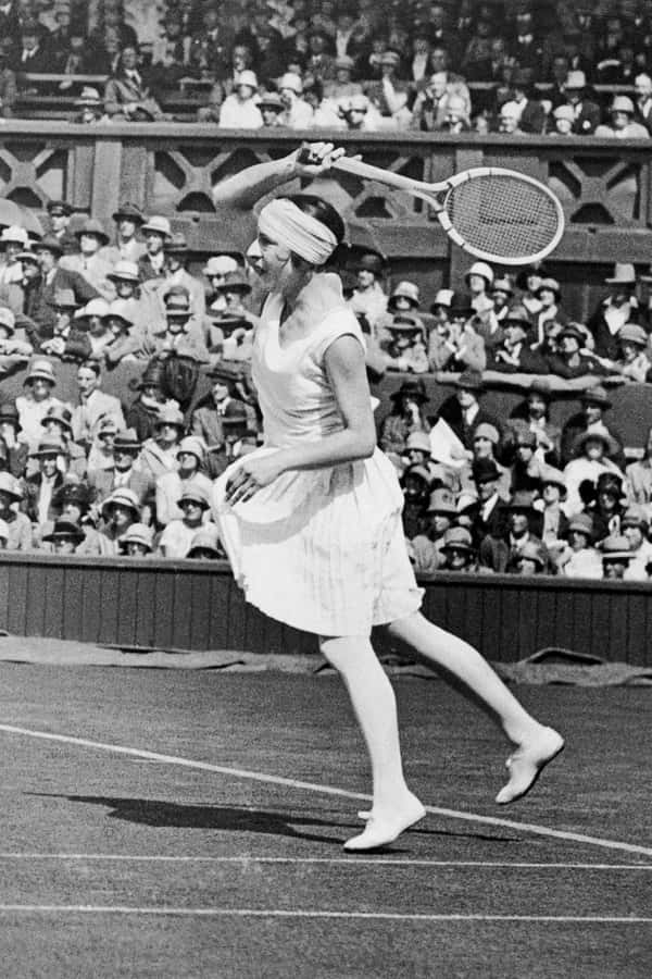 Suzanne Lenglen - Mastering The Sidespin Strike Wallpaper
