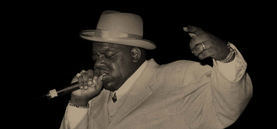 Sweaty American Rapper The Notorious Big Wallpaper