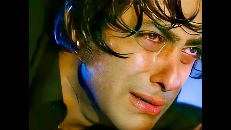 Tere Naam Actor Crying Wallpaper