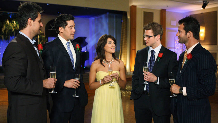 The Bachelorette Jillian Harris With Guys Wallpaper