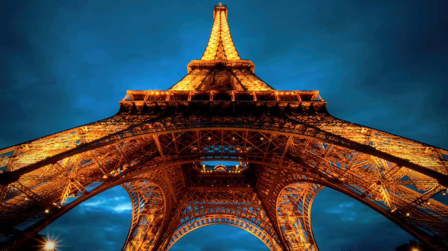 The Beauty Of Paris At Night Wallpaper