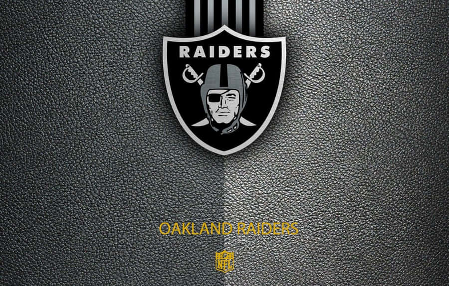 The Oakland Raiders In Action Wallpaper