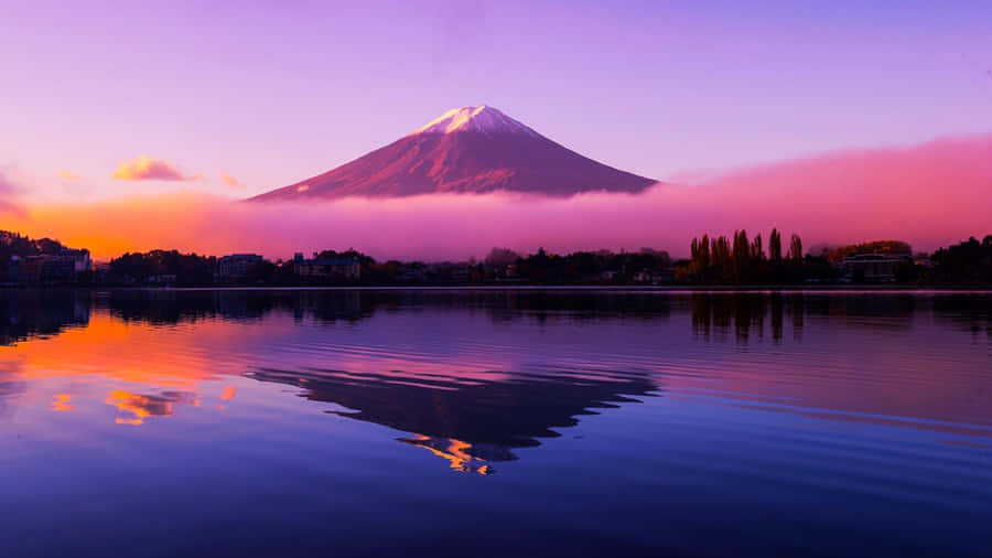 Thick Fog Around Mount Fuji Wallpaper