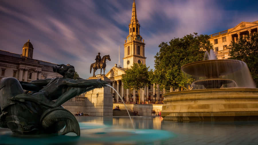 Trafalgar Square St Martin Baptist Church Wallpaper