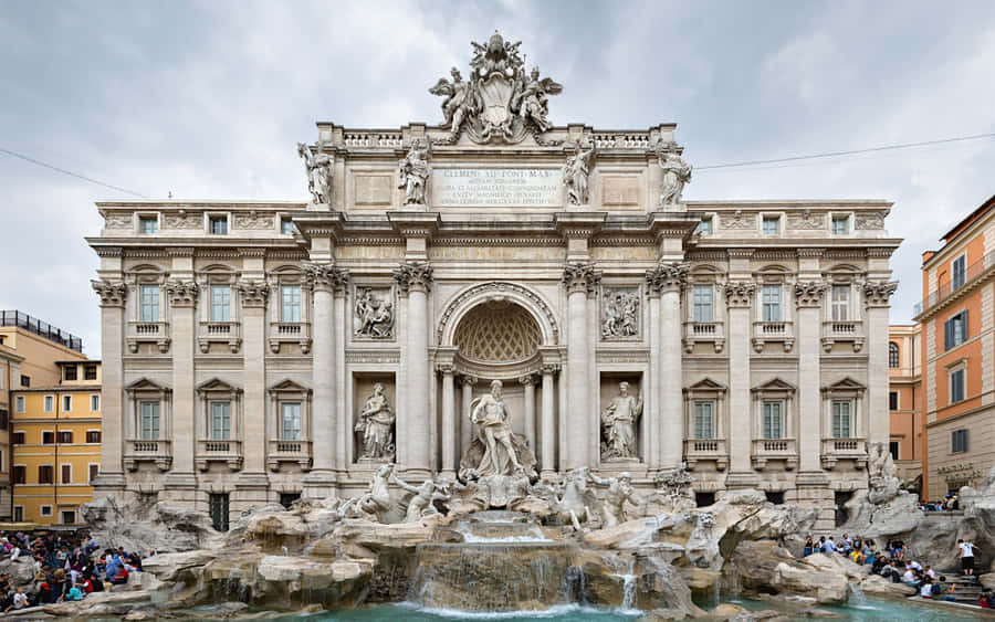 Trevi Fountain's Stunning Old Structure Wallpaper