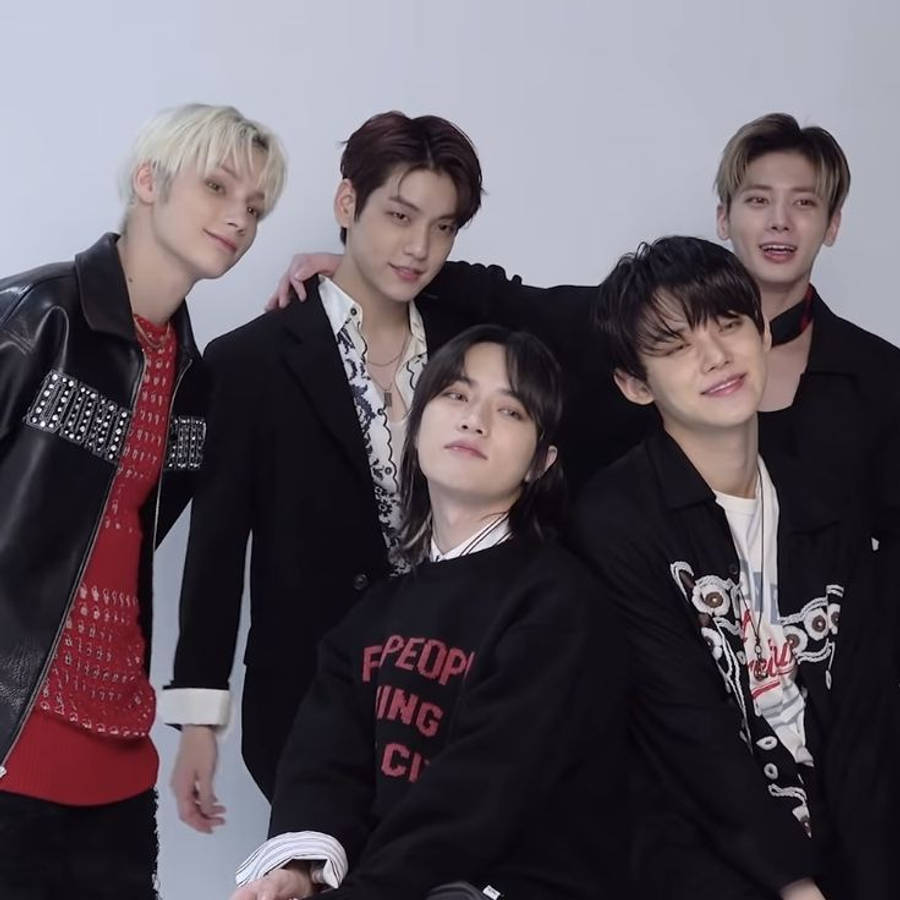 Txt Photoshoot Behind The Scene Wallpaper