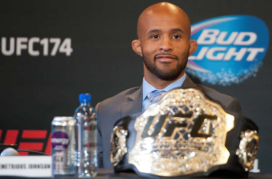 Ufc Flyweight Champion Demetrious Johnson Wallpaper