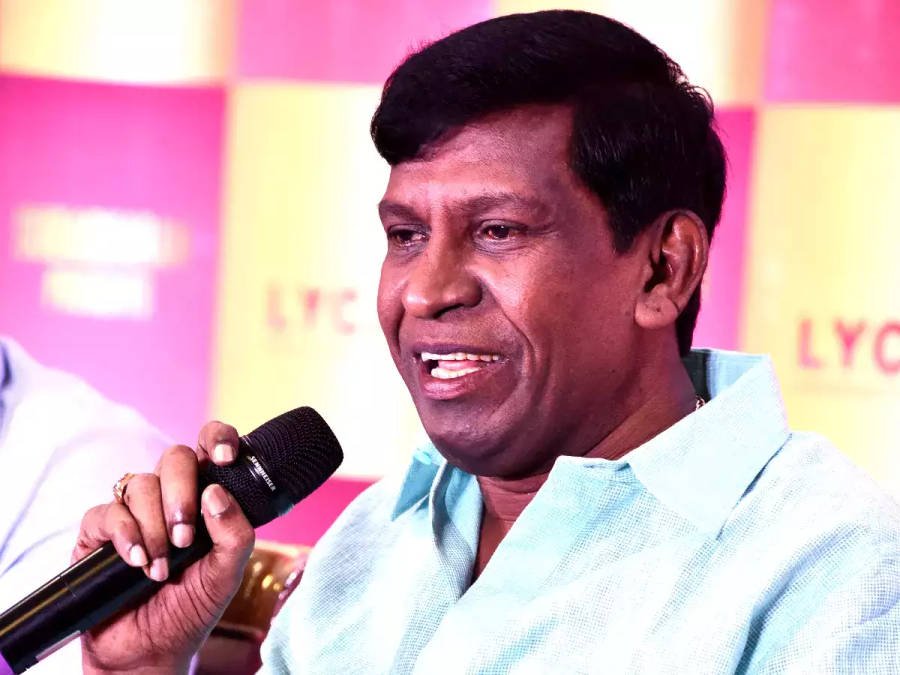 Vadivelu In Press Conference Wallpaper