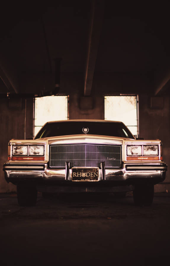 Vintage Cadillac Brougham Wallpaper