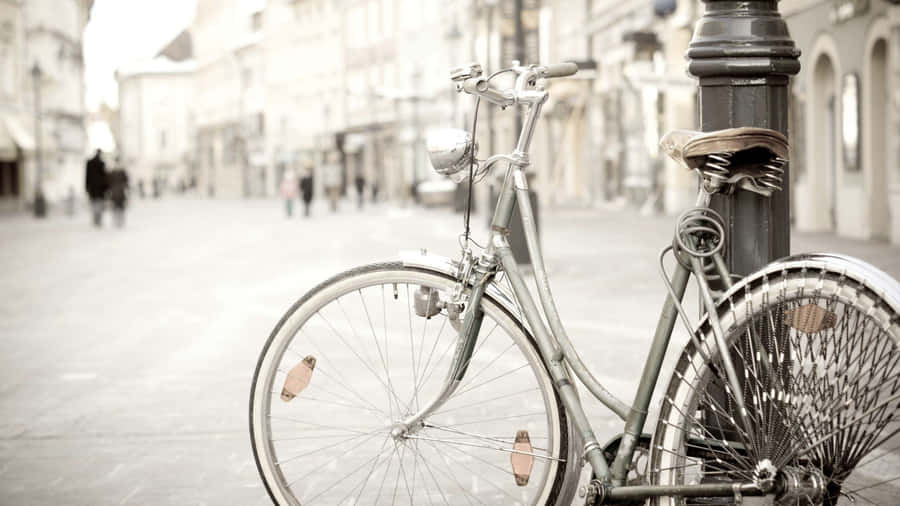 Vintage Desktop City Bicycle Wallpaper