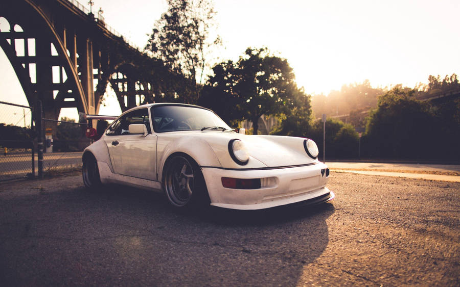 Vintage White Porsche 930 Wallpaper