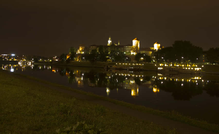 Wawel Castle Black Night Sky Wallpaper