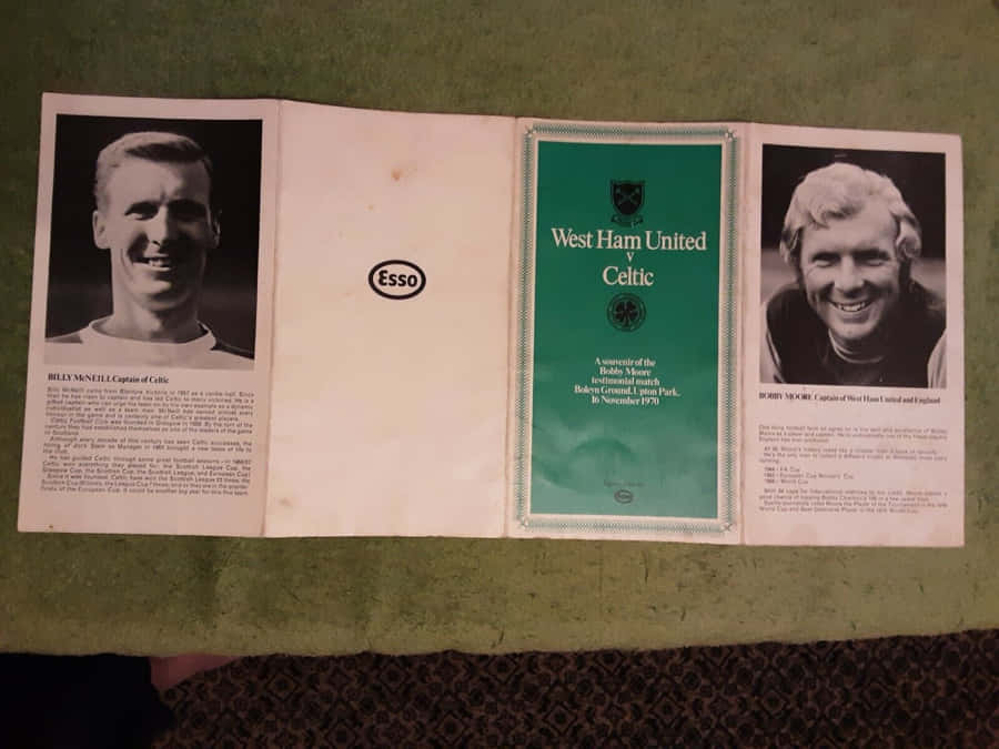 West Ham United F.c. Bobby Moore Wallpaper