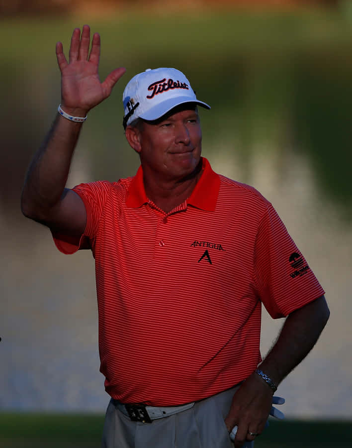 Woody Austin Waving To His Fans Wallpaper