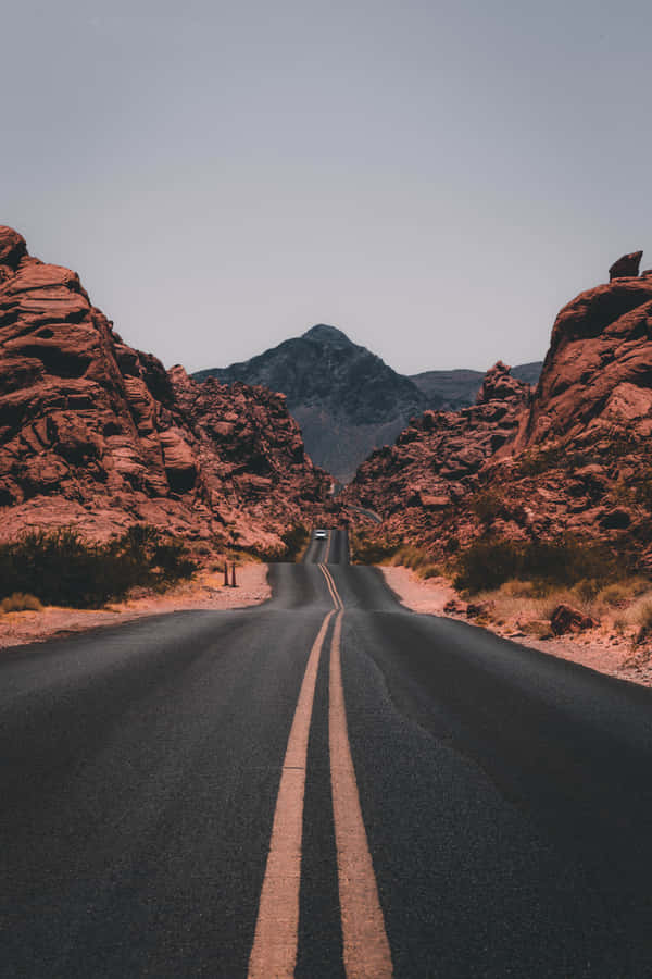 World Travel In Valley Of Fire Highway Wallpaper