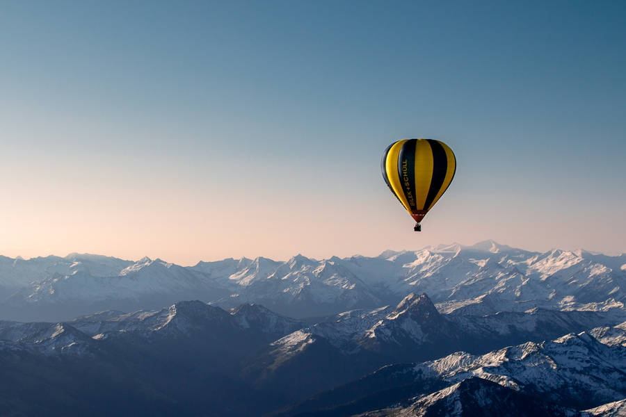 Yellow Blue Hot Air Balloon Wallpaper