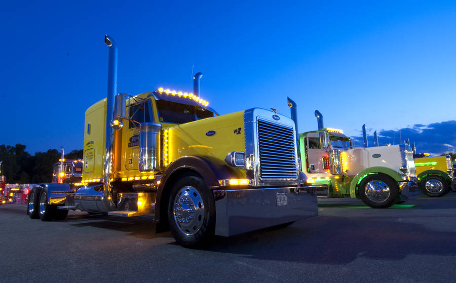 Yellow Peterbilt Wallpaper