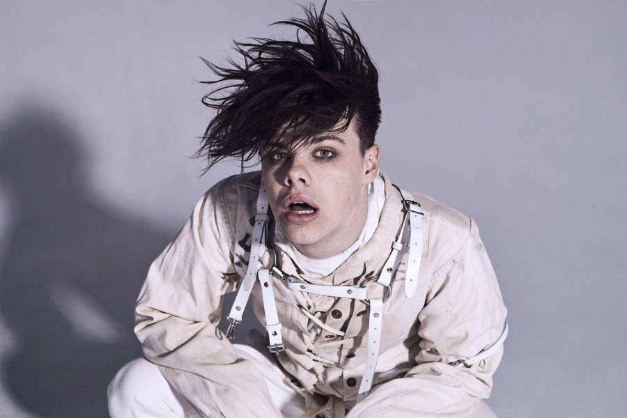 Yungblud 21st Century Liability Costume Wallpaper
