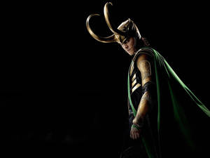1152x864 The Avengers Villain Loki Hd Wallpaper Avengers Character Wallpaper Wallpaper