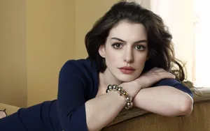 1920x1200 Anne Hathaway Sofa Golden Wristband Wallpaper Wallpaper