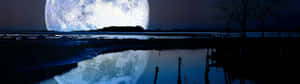 2732 X 768 Full Moon Wallpaper