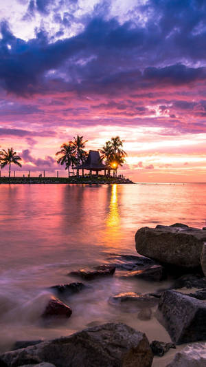 4k Iphone Small Beach Hut During Sunset Wallpaper