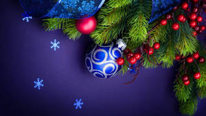 4k Ultra Hd Christmas Balls Wallpaper