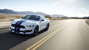 4k Ultra Hd Mustang White On The Road Wallpaper