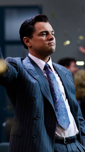 800x1420 Wallpaper The Wolf Of Wall Street, Leonardo Dicaprio Wallpaper