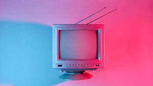 80s Tv Antenna Auction Wallpaper