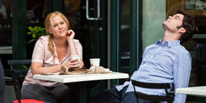 Aaron And Amy On A Coffee Date During Trainwreck Wallpaper